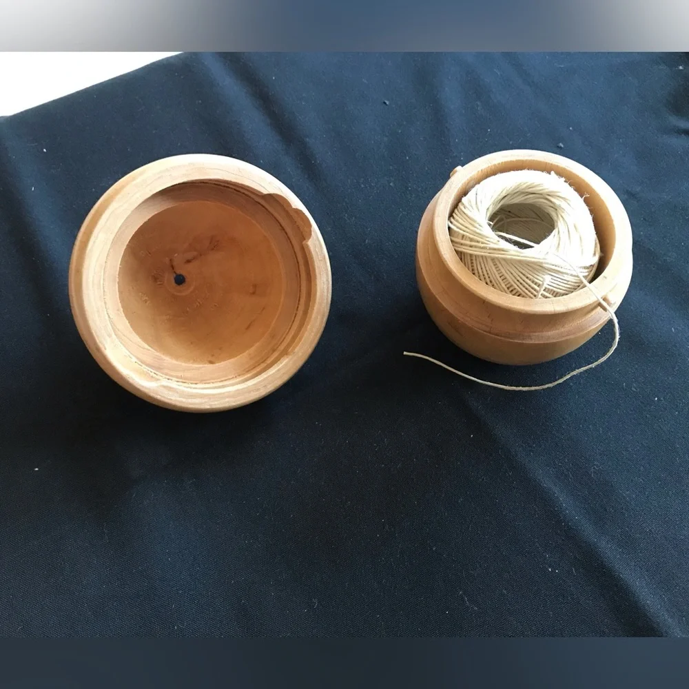 Williams Sonoma Italian Beechwood Acorn Twine Dispenser with Twine